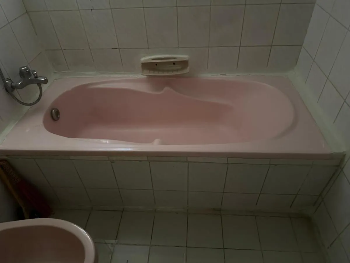 Only Male Gender Partition Small Room Абу-Даби Апартаменты